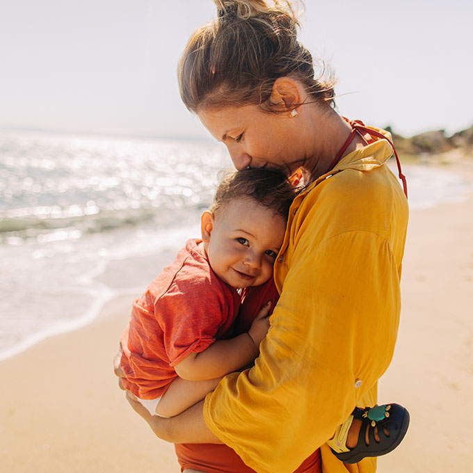 Vacanze al mare con neonati: consigli per una vacanza sicura